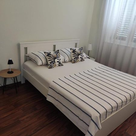 Apartment Dalma Подгора Экстерьер фото