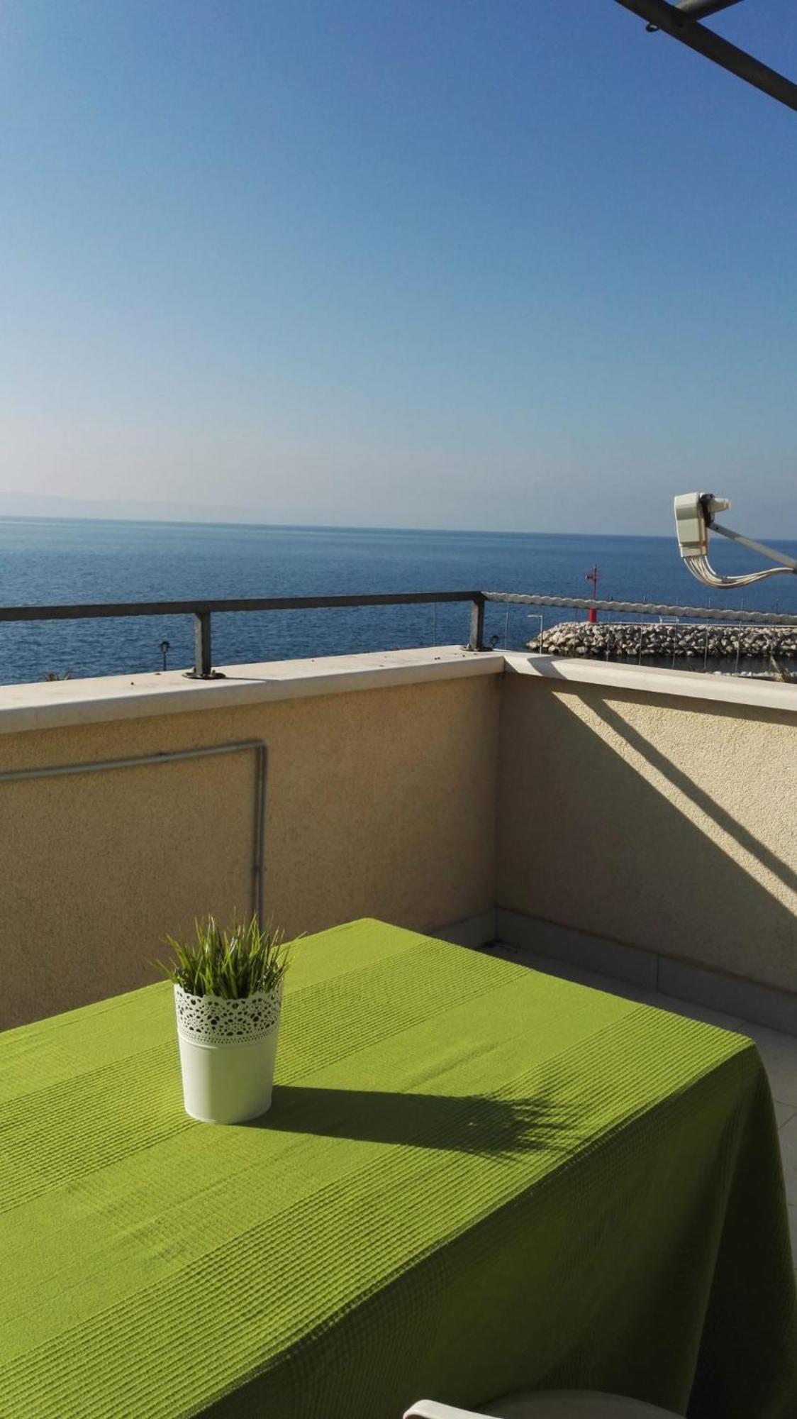 Apartment Dalma Подгора Номер фото